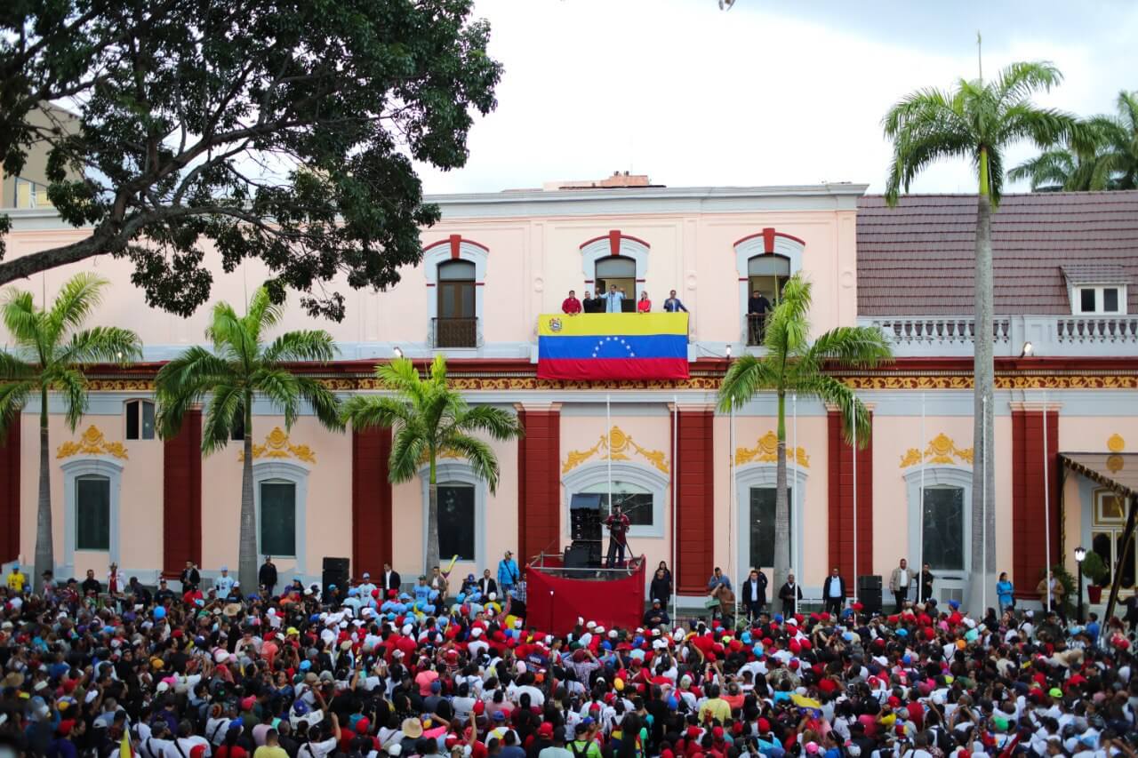Lee más sobre el artículo Presidente Maduro llama al pueblo venezolano a defender la paz del país
