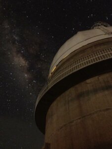 Lee más sobre el artículo La Vía Láctea: nuestro hogar en el universo