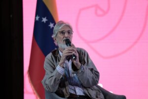Lee más sobre el artículo Fernando Giuliani: Guerra híbrida en Venezuela ha sido planificada sistemáticamente por la extrema derecha