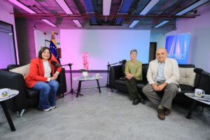 Lee más sobre el artículo Esta noche | Con Ciencia +Vida, El Podcast abordará los avances en materia de terapia celular que desarrollan científicos venezolanos