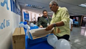 Lee más sobre el artículo Distribuyen kits de robótica en Infocentros de Bolívar