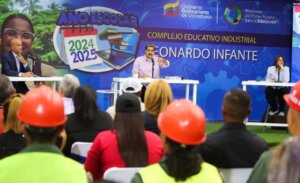 Lee más sobre el artículo Presidente Nicolás Maduro destaca trabajo de las Bricomiles en la recuperación de instituciones educativas del país