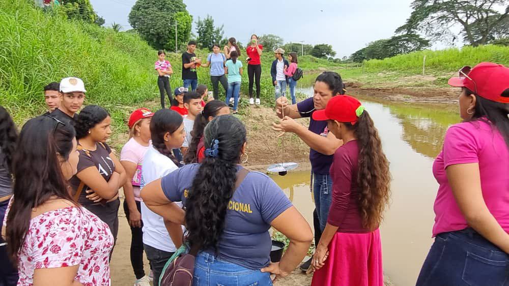 Lee más sobre el artículo Barinas | Avanza formación de jóvenes en manejo de recursos piscícolas en Puerto de Nutrias