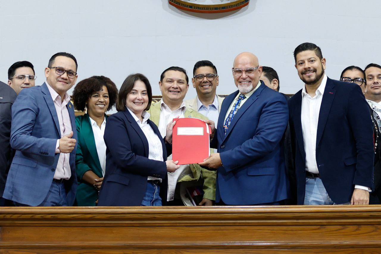 Lee más sobre el artículo Ley de Inteligencia Artificial busca fortalecer las capacidades técnicas-científicas del país