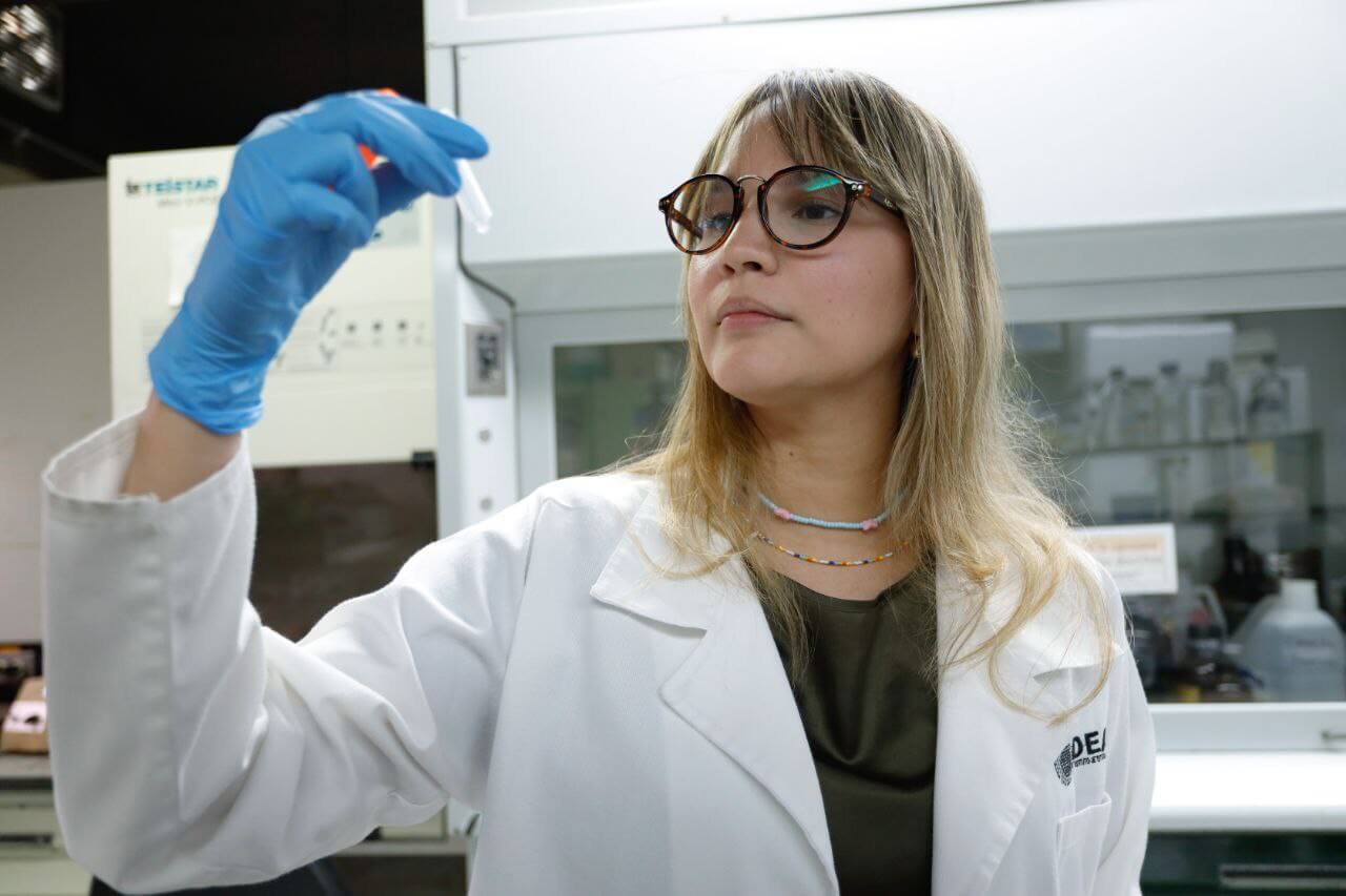En este momento estás viendo Lisette Ramos: En Venezuela las mujeres ejercen la ciencia sin discriminación