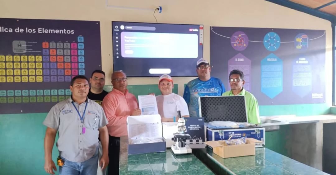 En este momento estás viendo Gobierno Bolivariano instala laboratorios de ciencias en Apure