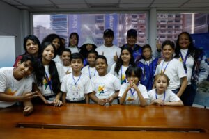 Lee más sobre el artículo Caravana de la Química estimula el amor por las ciencias entre los semilleros científicos en Telecom Venezuela C.A