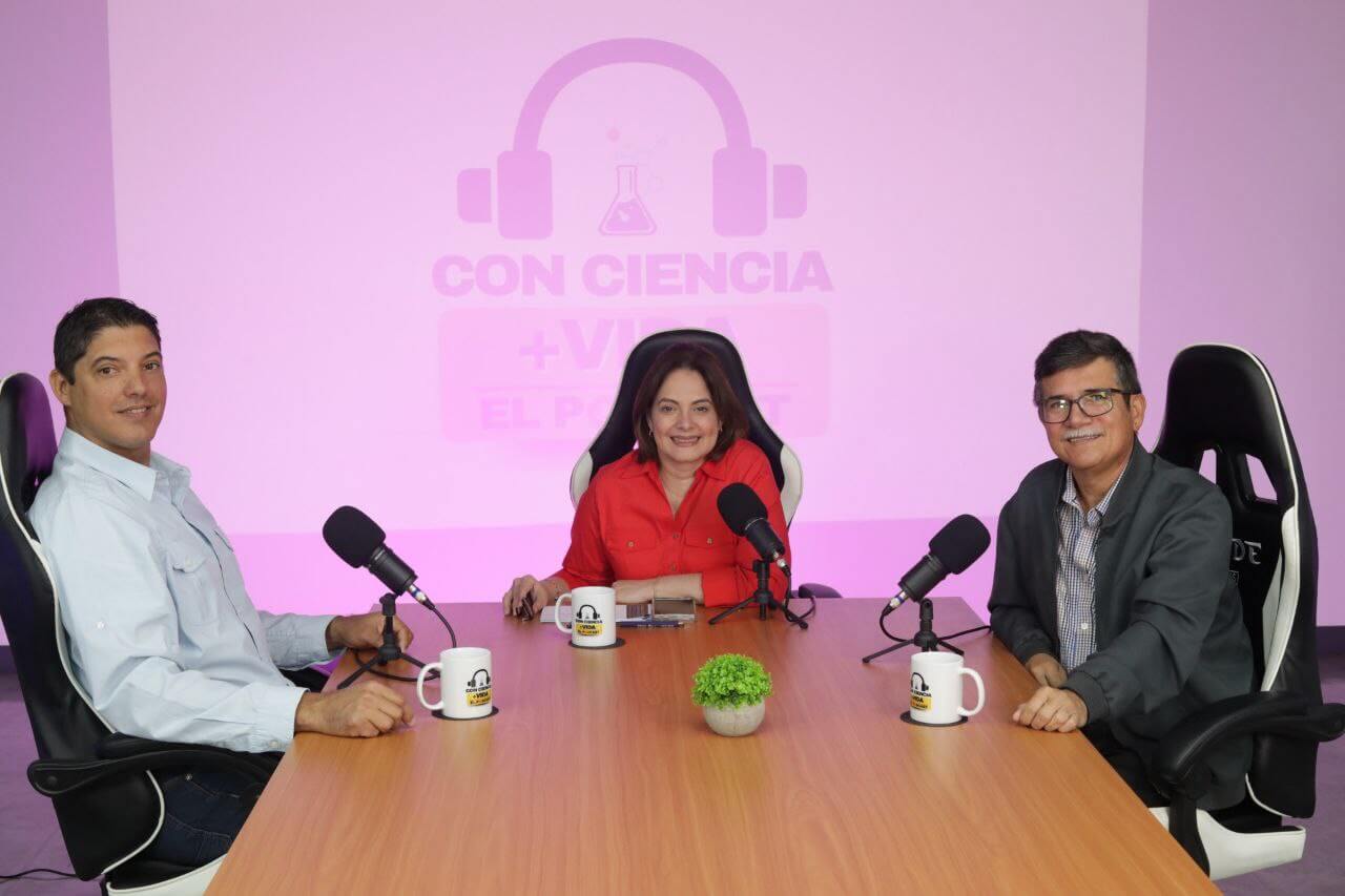 En este momento estás viendo Con Ciencia + Vida, El Podcast abordará los beneficios de la planta de estevia para la salud