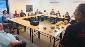 Lee más sobre el artículo Investigadores y productores fortalecen la cultura cacaotera en Portuguesa