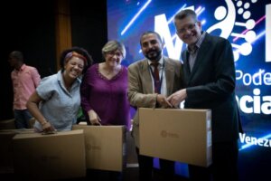 Lee más sobre el artículo Gobierno Bolivariano financia proyectos científicos de la Universidad Central de Venezuela