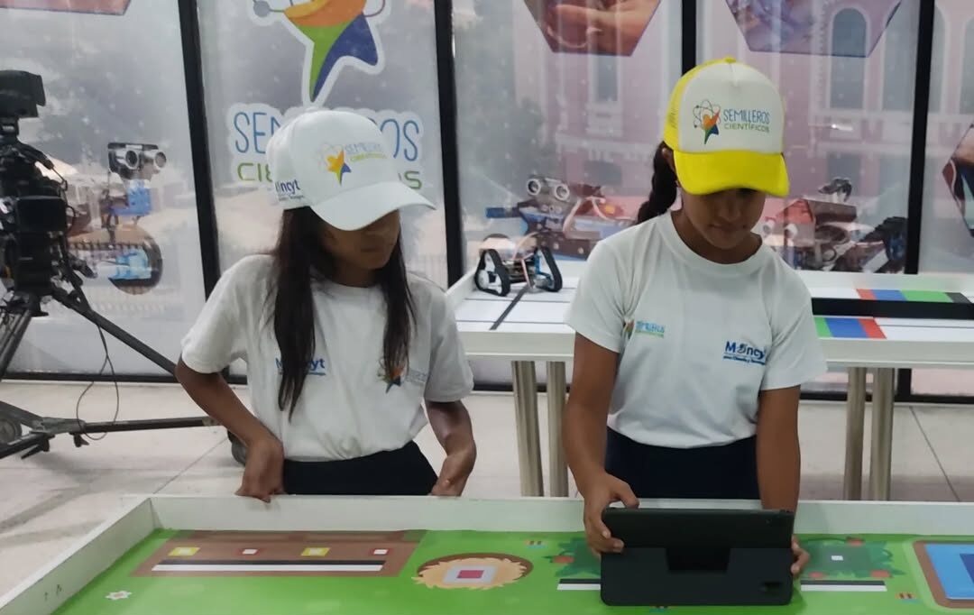 Lee más sobre el artículo Miles de estudiantes beneficiados con Centros Didácticos para la Enseñanza de las Ciencias