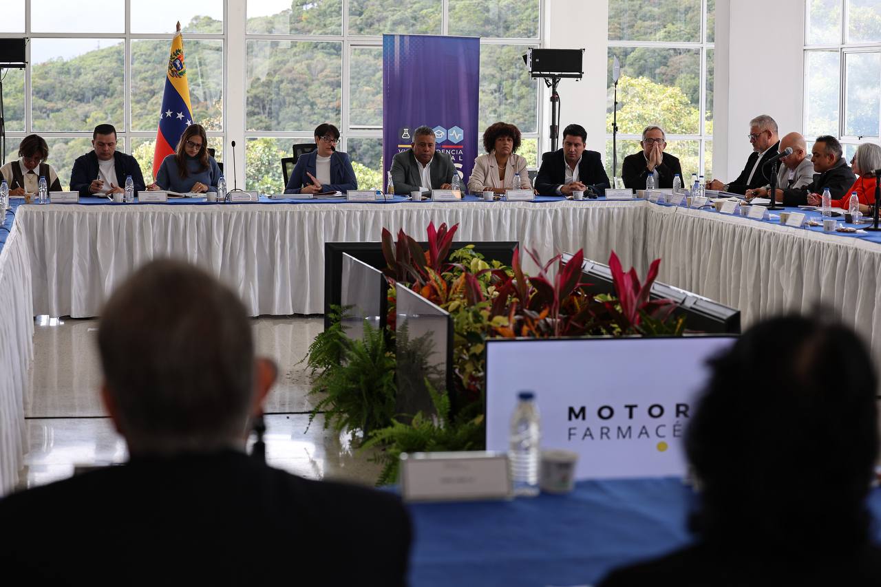 Lee más sobre el artículo Motor Farmacéutico fue instalado para fortalecer la industria en el país