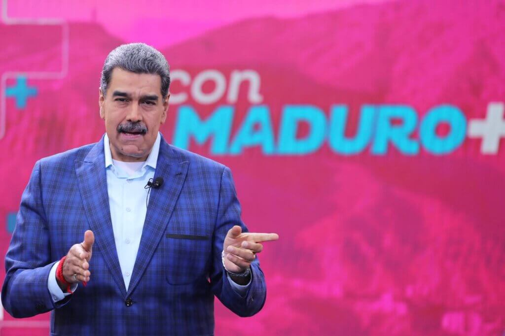 Presidente Nicolás Maduro: Han regresado casi 190 connacionales desde el aeropuerto El Paso, en Texas