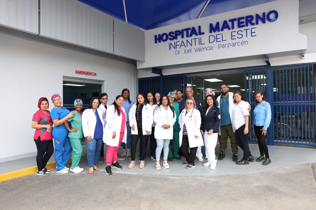 Gobierno venezolano entrega modernizado Materno Infantil del Este a la comunidad de Petare