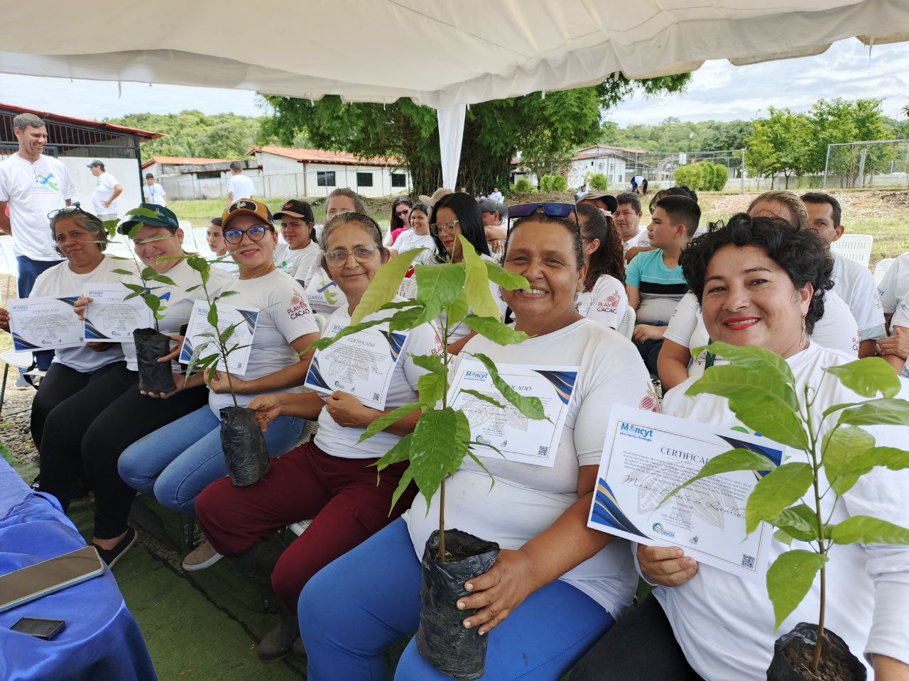 En este momento estás viendo Reinauguradas casas de cultivo y vivero para potenciar producción de cacao, café y musáceas en los llanos