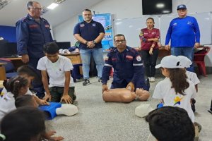 Lee más sobre el artículo Niños y niñas de Nueva Esparta se capacitaron en primeros auxilios junto a Fundacite