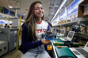 Lee más sobre el artículo La programación: herramienta esencial para el futuro de la educación