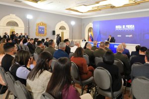 Lee más sobre el artículo Presidente Maduro: Mafia de Miami tomó el poder político de la Casa Blanca y del Departamento de Estado