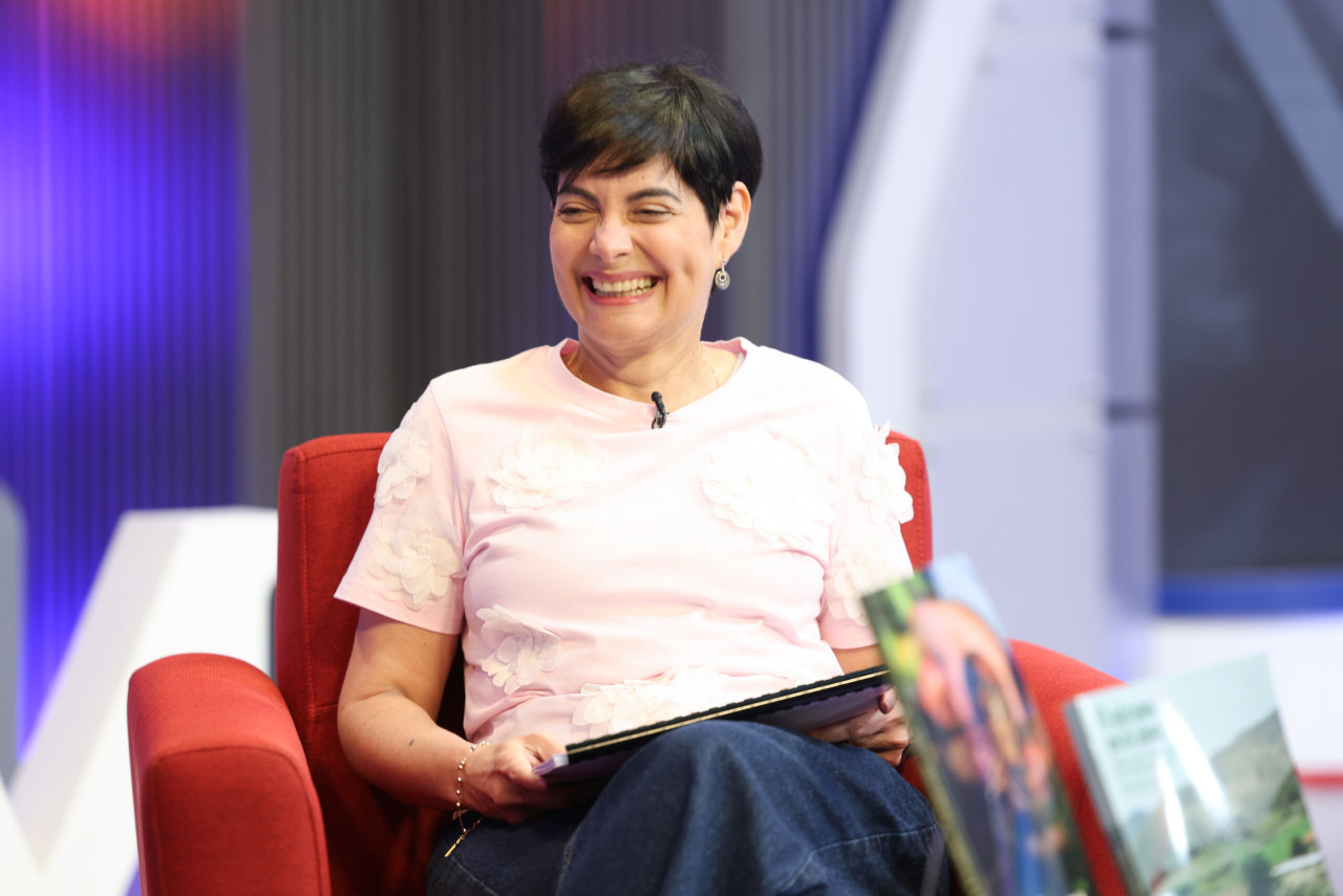 Lee más sobre el artículo Ministra Gabriela Jiménez: Lectura y pensamiento crítico son un acto de soberanía