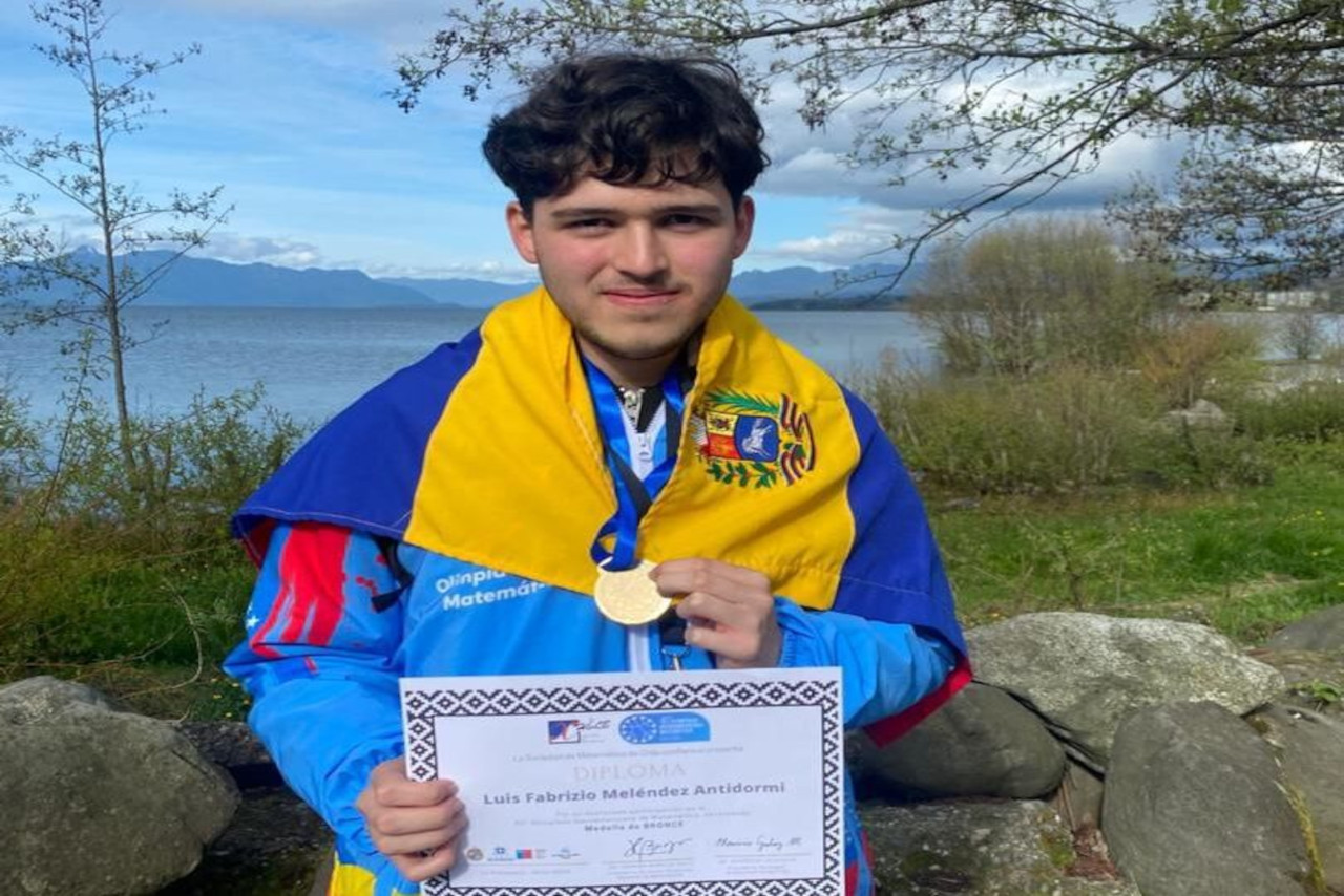Lee más sobre el artículo Venezuela conquista medalla de bronce en Olimpiada Iberoamericana de Matemáticas celebradas en Chile