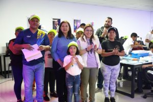 Lee más sobre el artículo Inauguran Mega Núcleo de Robótica en Caracas