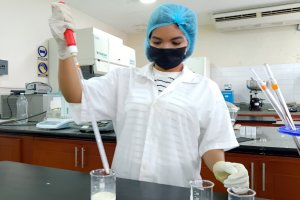 Lee más sobre el artículo Presentan estudio sobre calidad y composición de la leche en polvo de búfala en el Ciepe