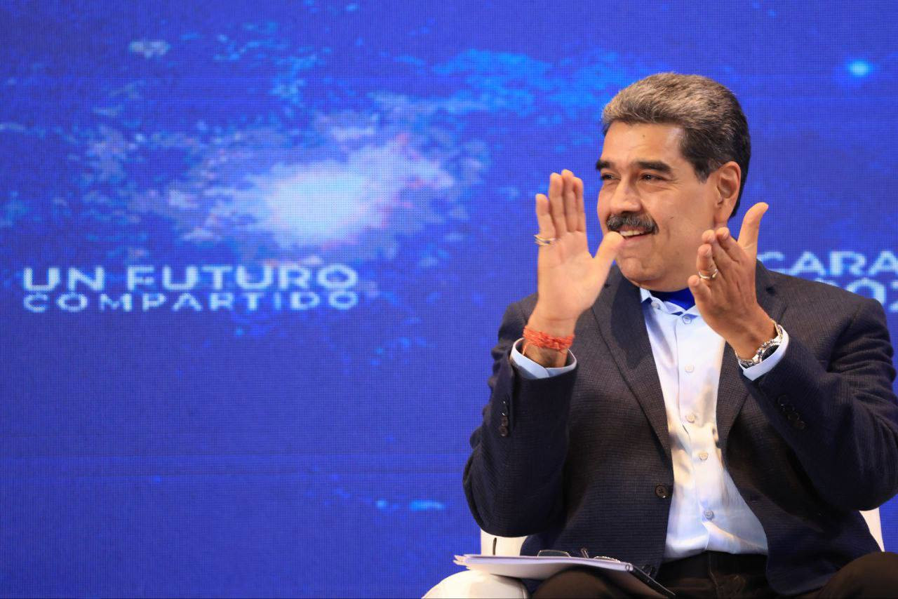 Lee más sobre el artículo Presidente Maduro clausura 1er Congreso Internacional Espacial realizado en Caracas