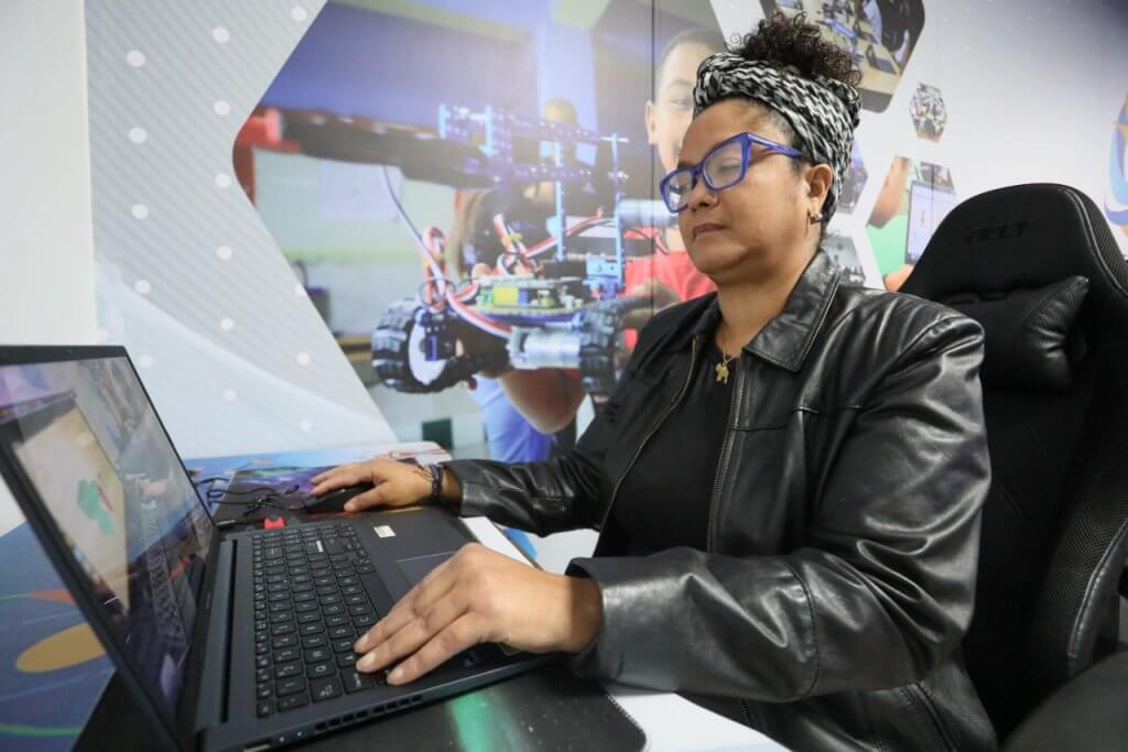 Nerissa Aguilera: mujer activista por el software libre