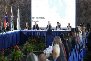 Lee más sobre el artículo Ministra Gabriela Jiménez destaca avances en formación científica, posgrados y proyectos de innovación en Venezuela