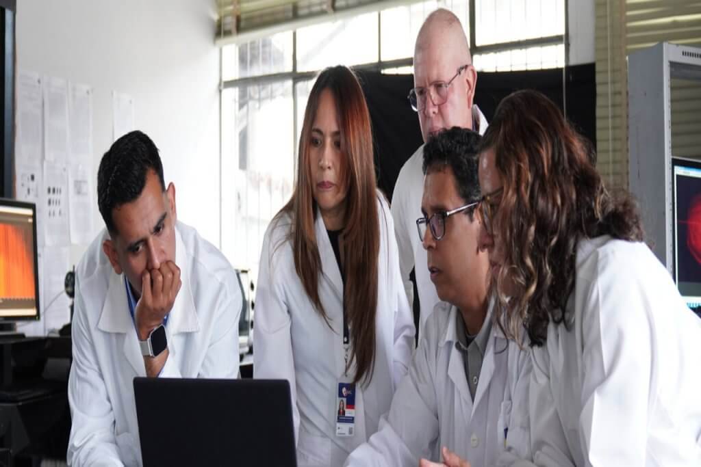 Venezuela desarrolla más de mil proyectos científicos