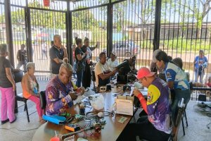 Lee más sobre el artículo Cayapa Heroica recupera equipos eléctricos y electrónicos en Amazonas