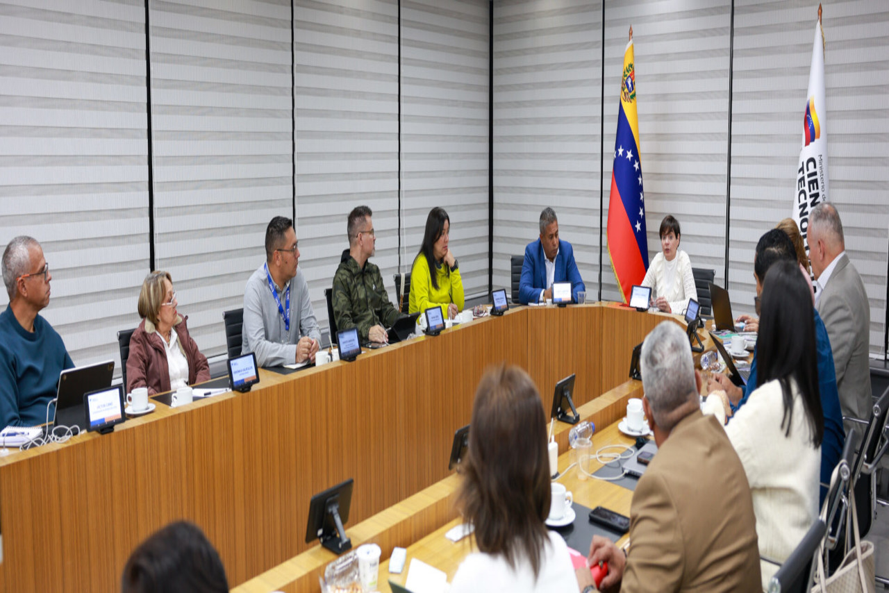 Lee más sobre el artículo Universidad Nacional de las Ciencias evalúa cronograma académico y ratifica continuidad de sus programas formativos