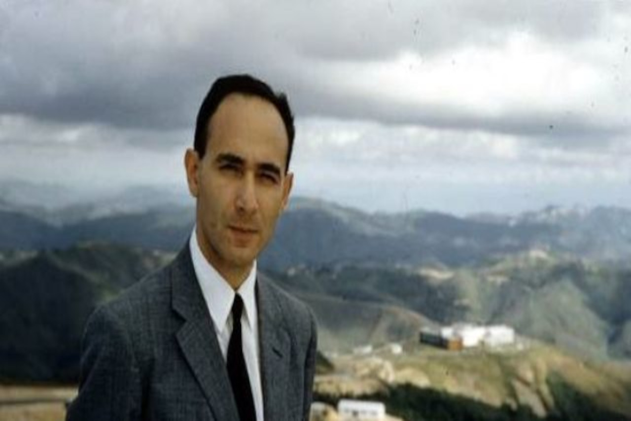 Lee más sobre el artículo Humberto Fernández-Morán: 102 años de historia científica