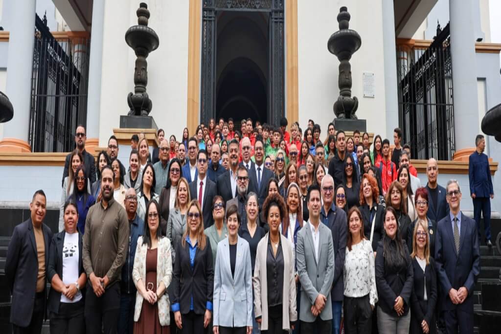 Comunidad científica venezolana rinde honores al Dr. Humberto Fernández-Morán a 27 años de su partida física