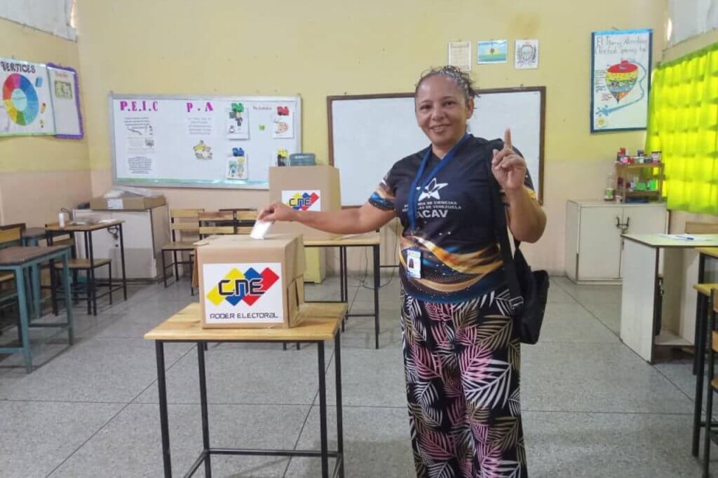 Comunidad científica venezolana participa en Consulta Popular Nacional 2026